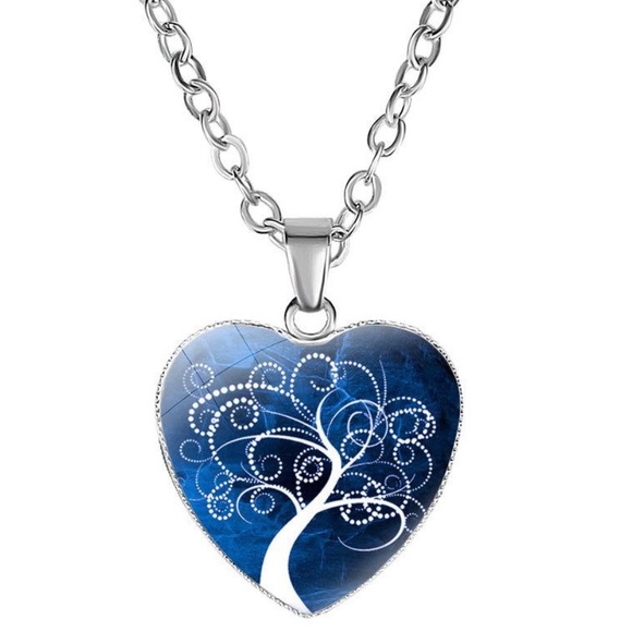 Tree of Life Heart Necklace - Picture 2 of 3